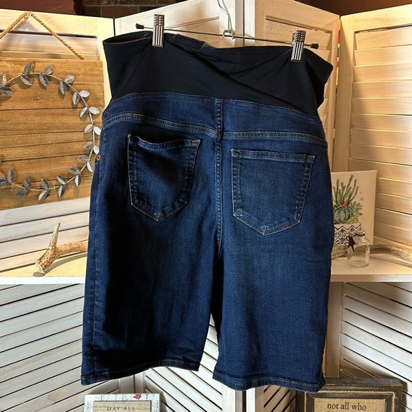 Isabel Maternity Bermuda Shorts with Stretch Panel - Picture 2 of 3